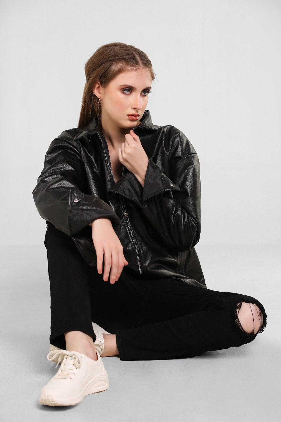 Black Synthetic Rexine Leather Jacket – Classic Streetwear, Affordable & Water-Resistant 5 Black Synthetic Rexine Leather Jacket – Classic Streetwear, Affordable & Water-Resistant - Image 5